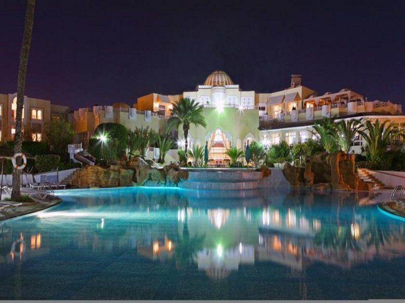 Mariqueen Hotel 4*